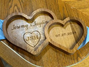 wood   trays  heart 
